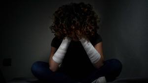  Las autolesiones no suicidas entre los adolescentes y los jóvenes se han convertido en un problema de salud pública.
