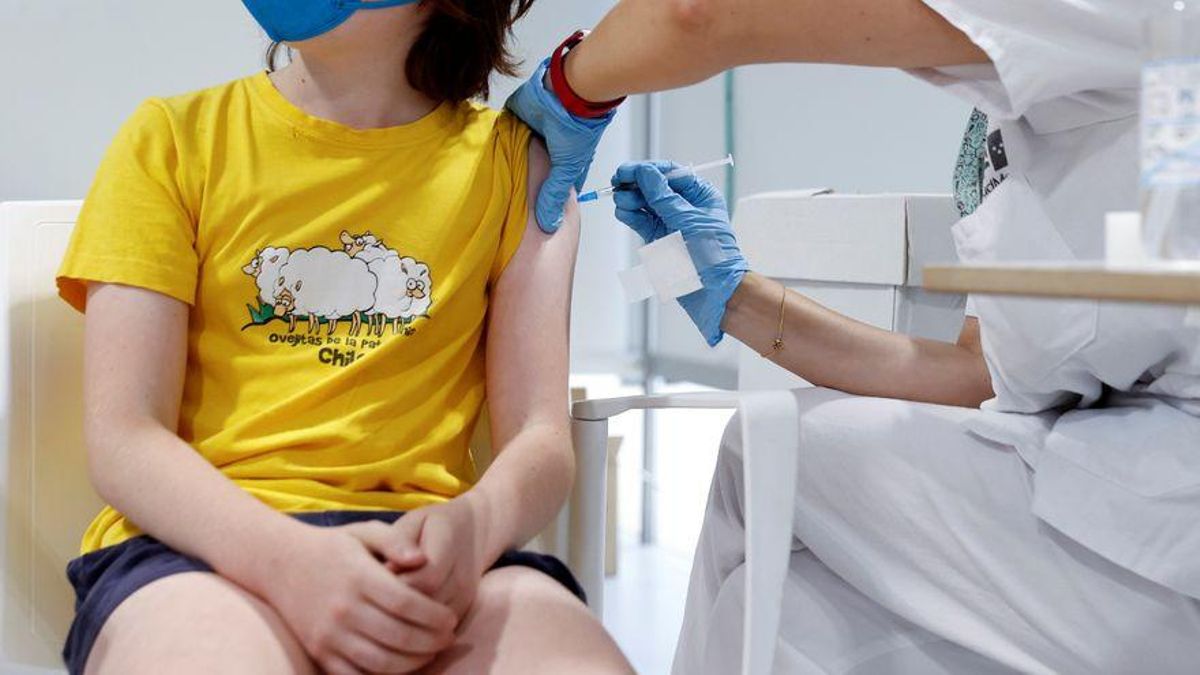 Sanidad plantea que los alumnos vacunados no hagan cuarentena Sanidad plantea que los alumnos vacunados no hagan cuarentena