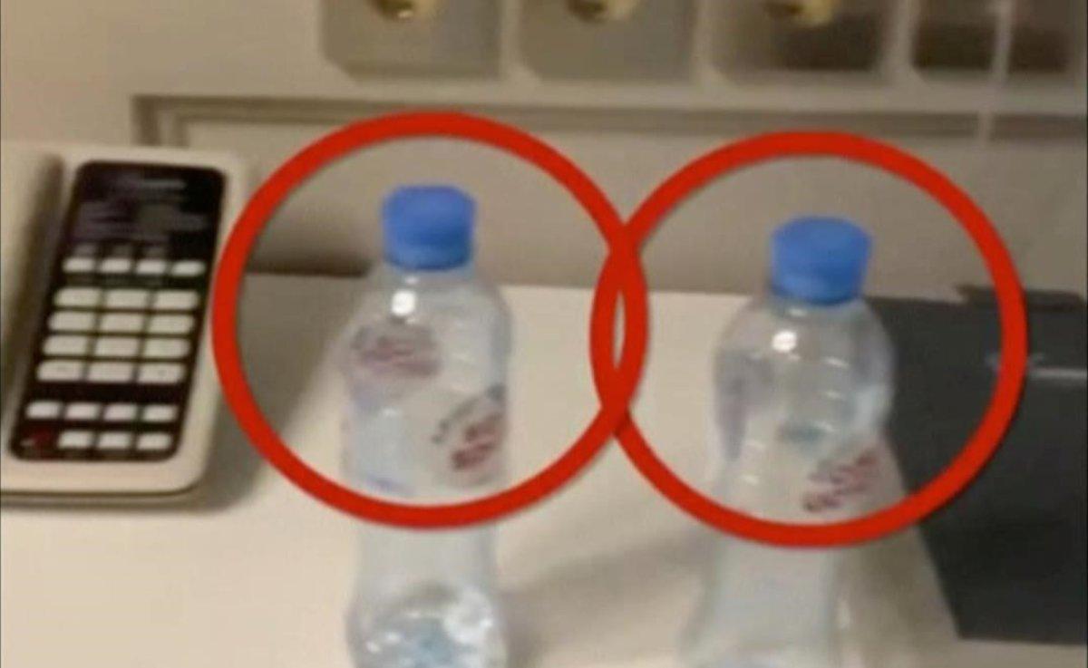Botellas de agua en la habitación de Navalni en Tomsk que, supuestamente, contenían un agente nervioso.