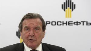 L’excanceller alemany Gerhard Schroeder té previst reunir-se amb Putin