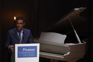 El presidente del Gobierno, Pedro Sánchez, durante la presentación de los actos homenaje a Pablo Picasso a los 50 años de su muerte, este 12 de septiembre de 2022 en el Museo Nacional Centro de Arte Reina Sofía de Madrid. 