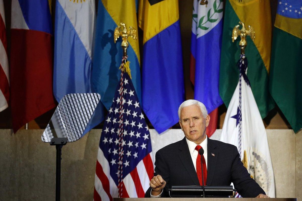 Mike Pence, vicepresidente de los Estados Unidos. Mike Pence, vicepresidente de los Estados Unidos.