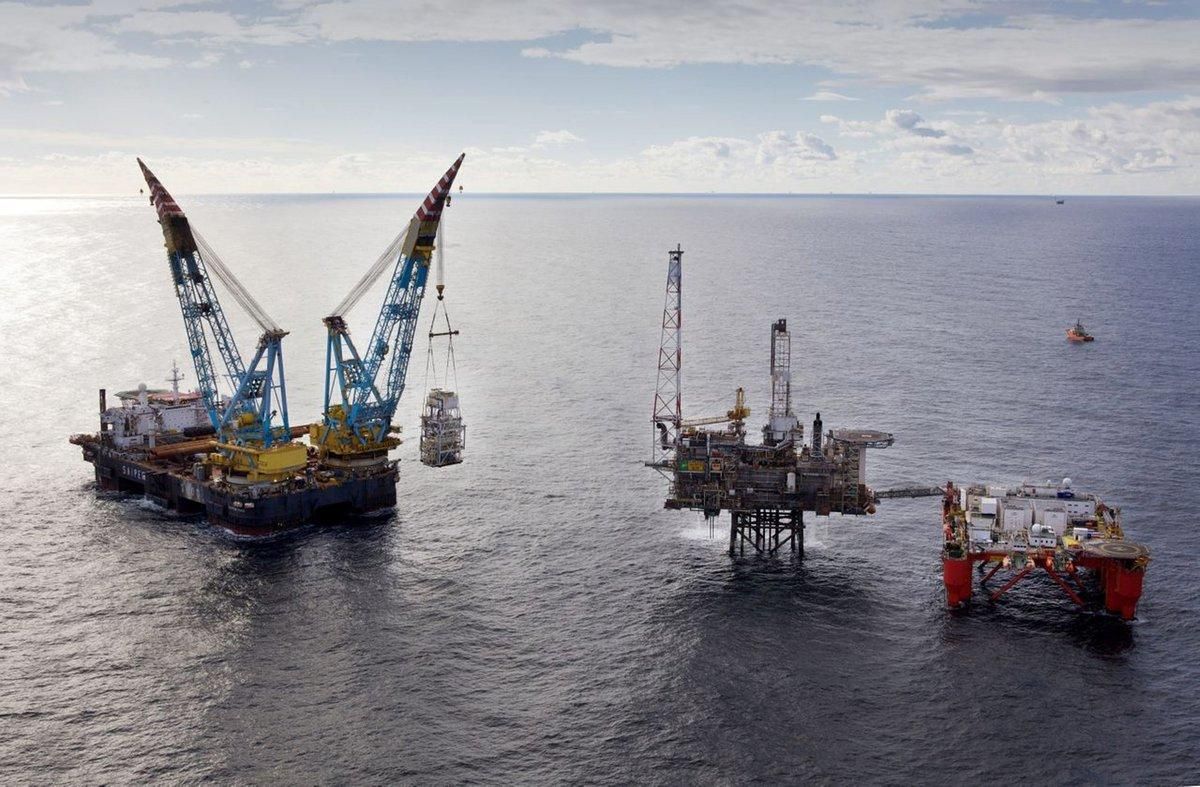 Los ataques contra refinerías saudíes han disparado aún más la tensión entre Estados Unidos e Irán. Francia, por su parte, ha tratado durante los últimos meses de mediar entre las dos partes. Los ataques contra refinerías saudíes han disparado aún más la tensión entre Estados Unidos e Irán. Francia, por su parte, ha tratado durante los últimos meses de mediar entre las dos partes.