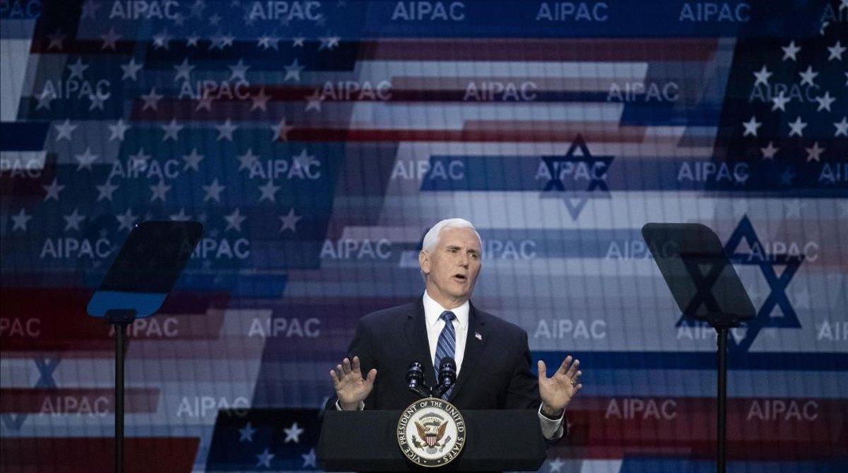 El vicepresidente Mike Pence, durante su intervención ante el AIPAC. 