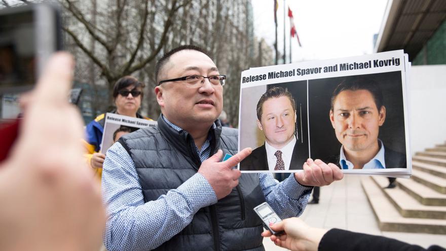 China condena a once años de cárcel a un canadiense por espionaje - Vimarsana News