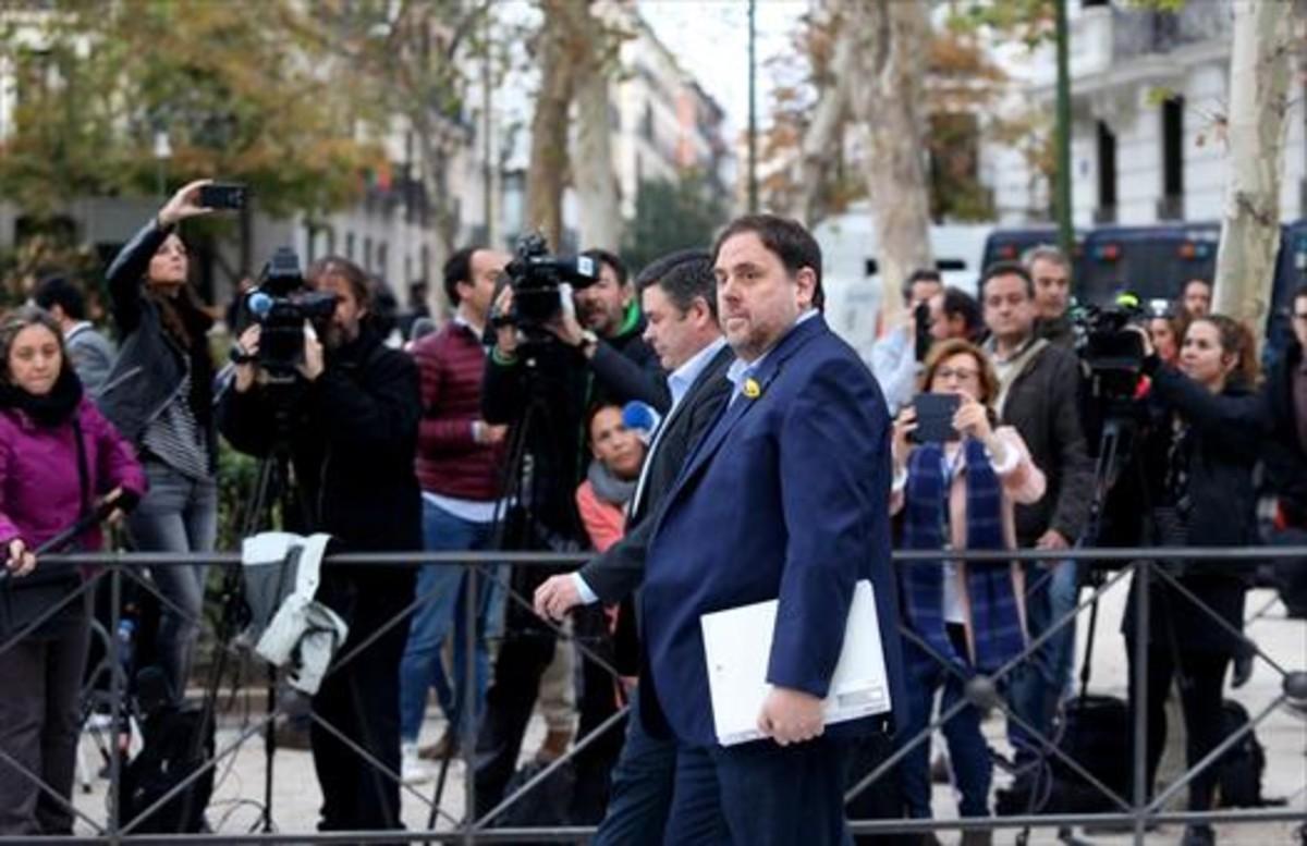 Oriol Junqueras se dirige a la Audiencia Nacional, el pasado 2 de noviembre. Oriol Junqueras se dirige a la Audiencia Nacional, el pasado 2 de noviembre.