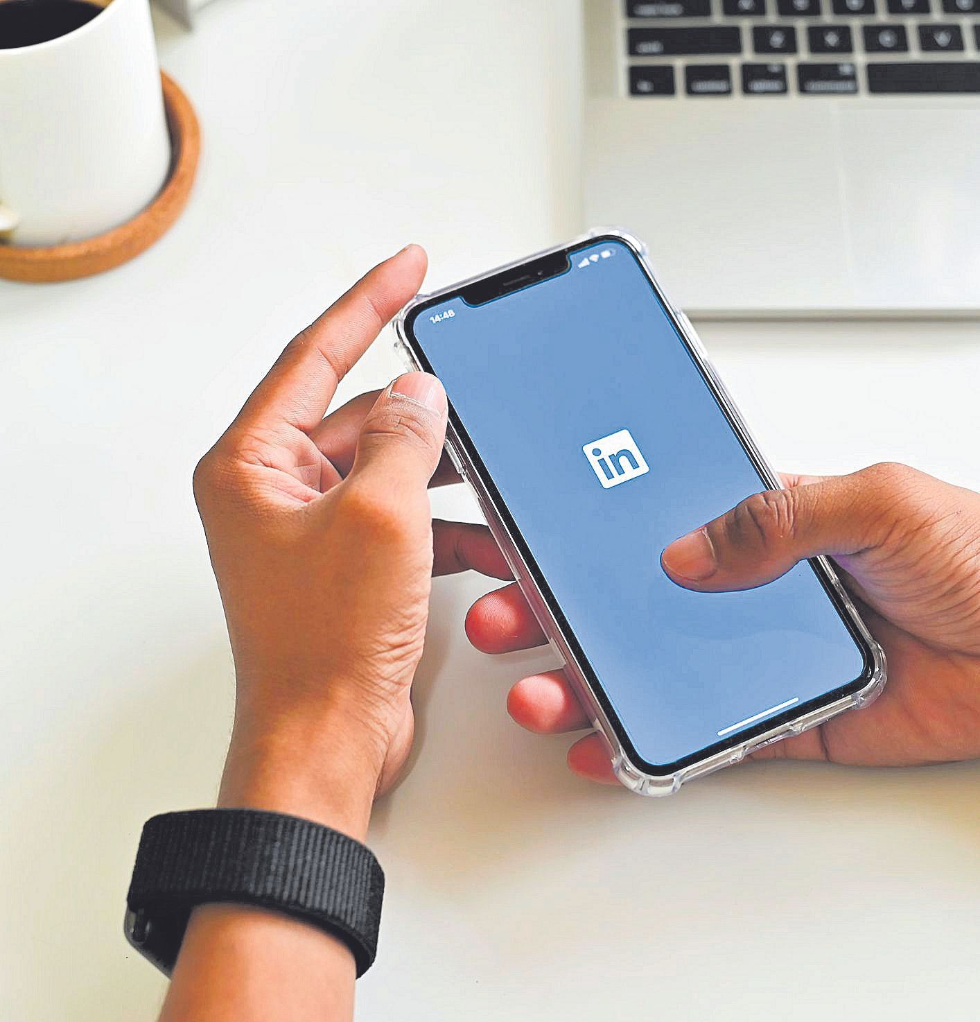 Fingerprint to attract work photo