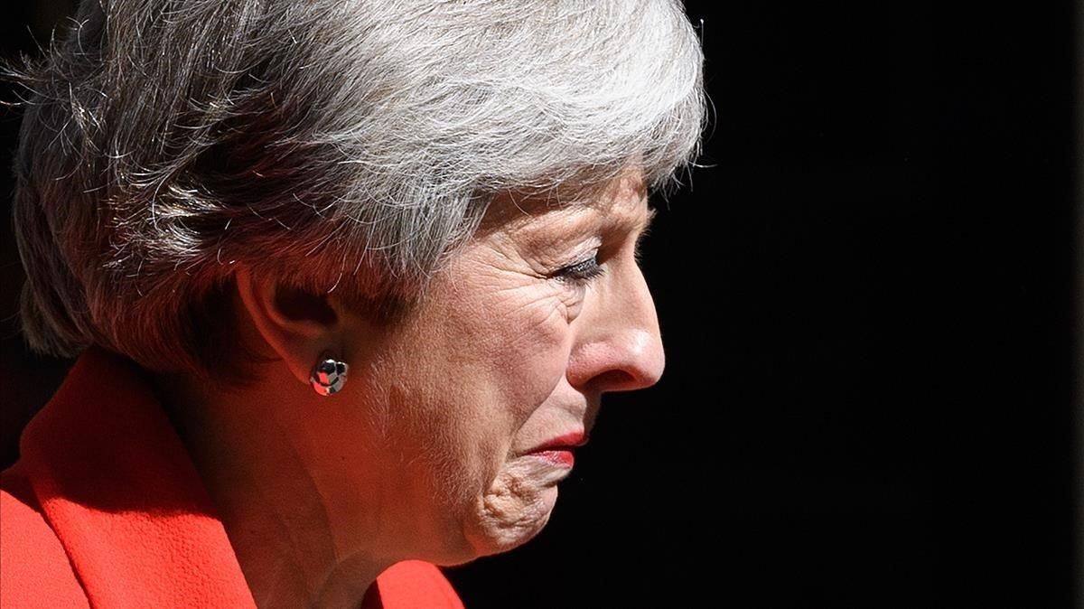 Theresa May, durante la rueda de prensa en la que ha anunciado su renuncia, este viernes. Theresa May, durante la rueda de prensa en la que ha anunciado su renuncia, este viernes.