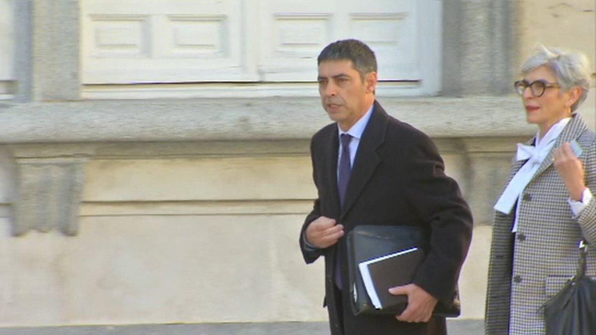 El ’major’ Trapero llega a declarar al Supremo. El ’major’ Trapero llega a declarar al Supremo.