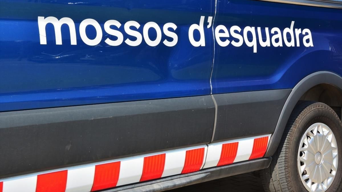 Un vehículo de los Mossos d’Esquadra, en una imagen de archivo. Un vehículo de los Mossos d’Esquadra, en una imagen de archivo.