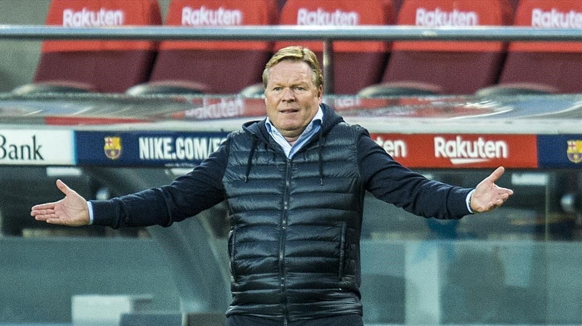 Koeman, en el duelo ante el Betis en el Camp Nou. Koeman, en el duelo ante el Betis en el Camp Nou.