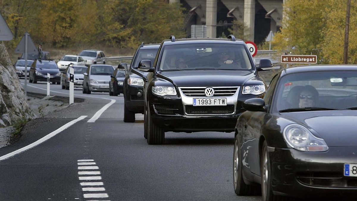 Cola en la autopista C-16, a la altura de Cercs Cola en la autopista C-16, a la altura de Cercs