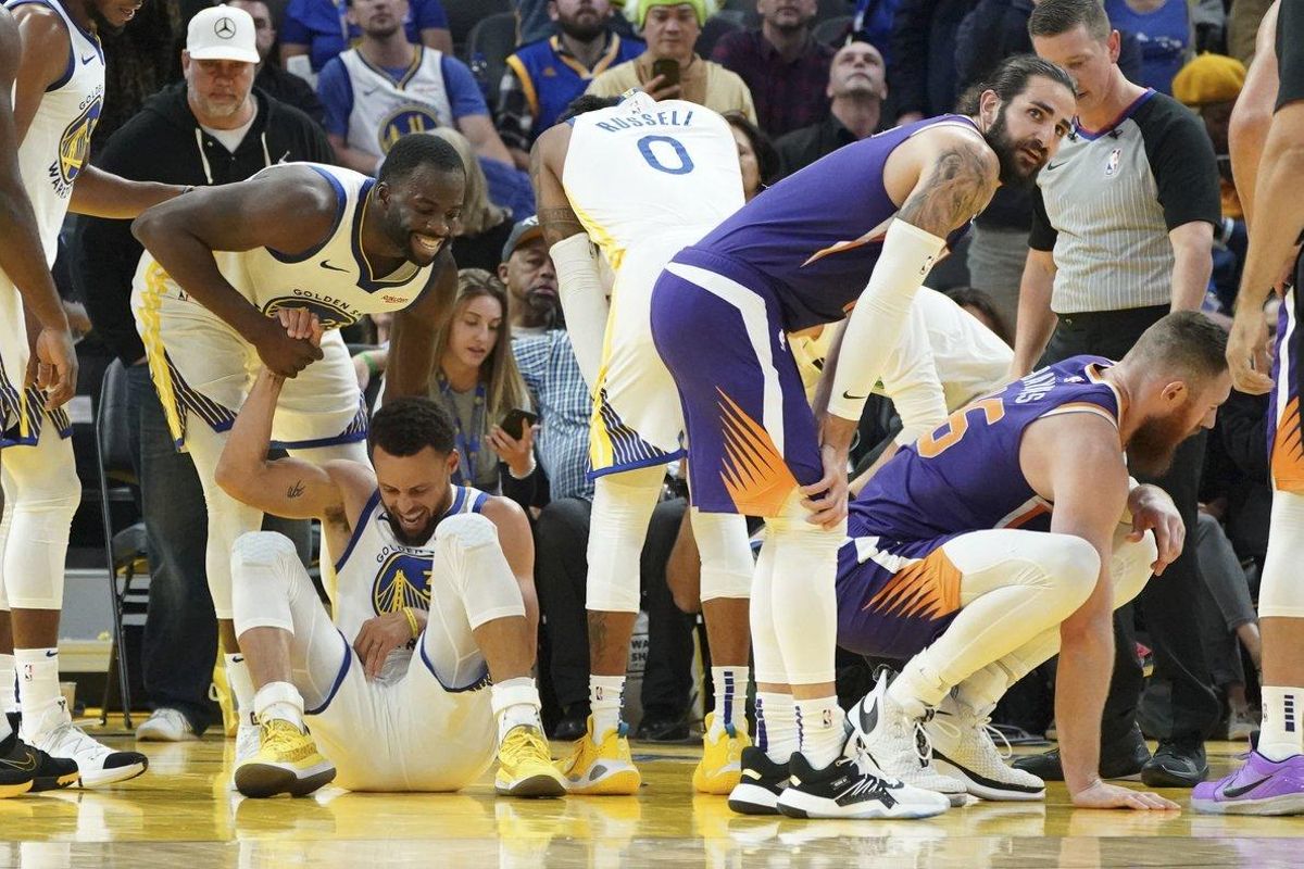 Stephen Curry, tras lesionarse. Stephen Curry, tras lesionarse.