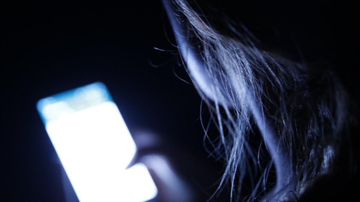 Brussel·les aprova que els gegants d’internet puguin espiar missatges privats per combatre l’abús sexual infantil Brussel·les aprova que els gegants d’internet puguin espiar missatges privats per combatre l’abús sexual infantil