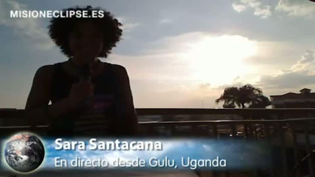 Presentado por Sara Santacana, de Misión Eclipse, retransmisión en directo del eclipse total de Sol del 3 de noviembre de 2013 a las 17 horas 22 minutos desde Gulu, Uganda.