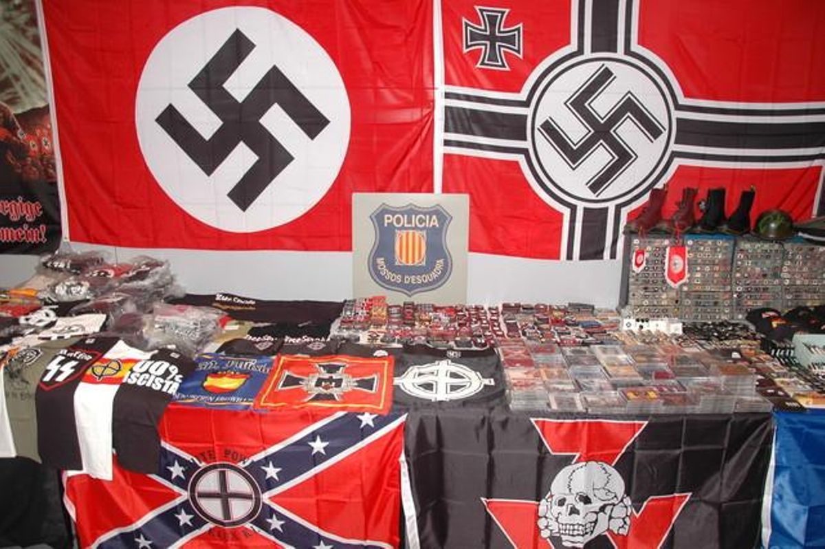 Material decomisado en la operación policial. Material decomisado en la operación policial.