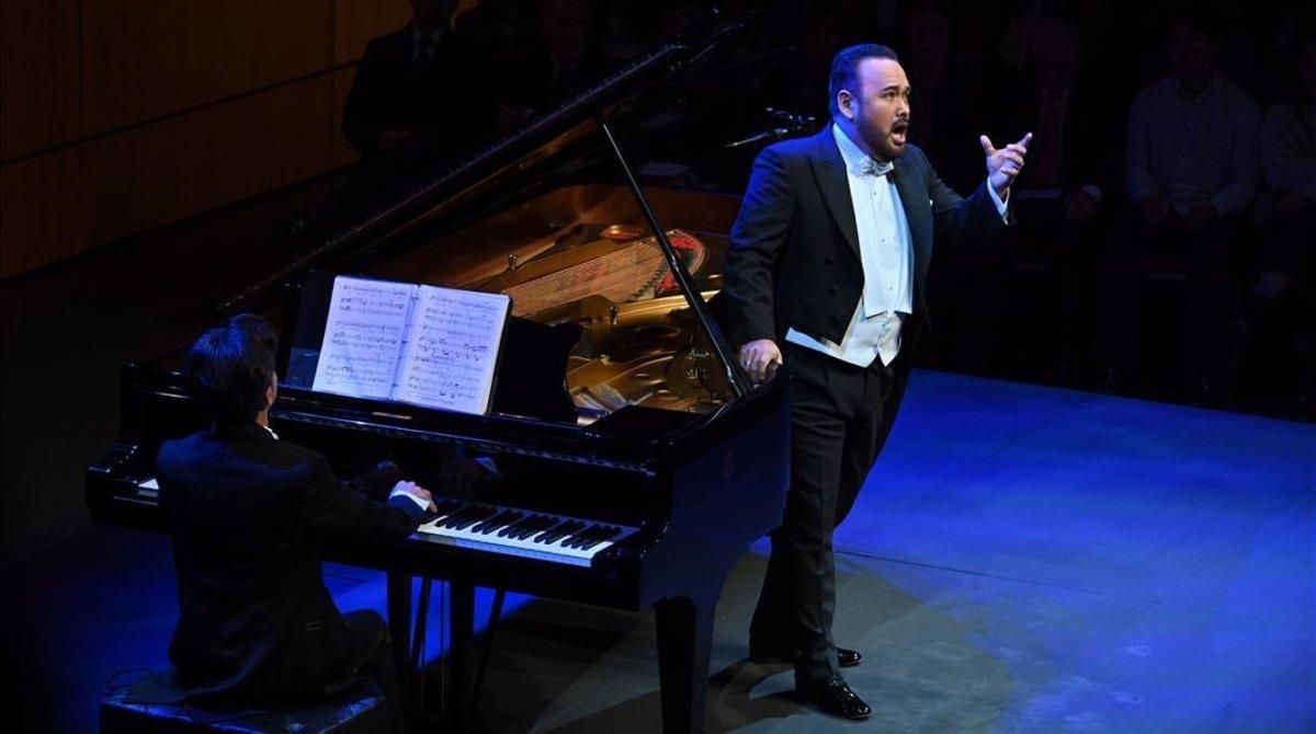 Una actuación del tenor Javier Camarena, una de las estrellas de la programación del Palau. Una actuación del tenor Javier Camarena, una de las estrellas de la programación del Palau.