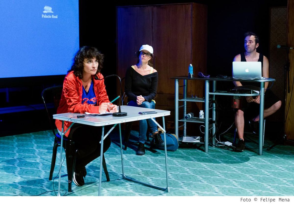 Gemma Brió (izquierda), Tàtels Pérez y Enric Alarcón interpretan esta obra. Gemma Brió (izquierda), Tàtels Pérez y Enric Alarcón interpretan esta obra.