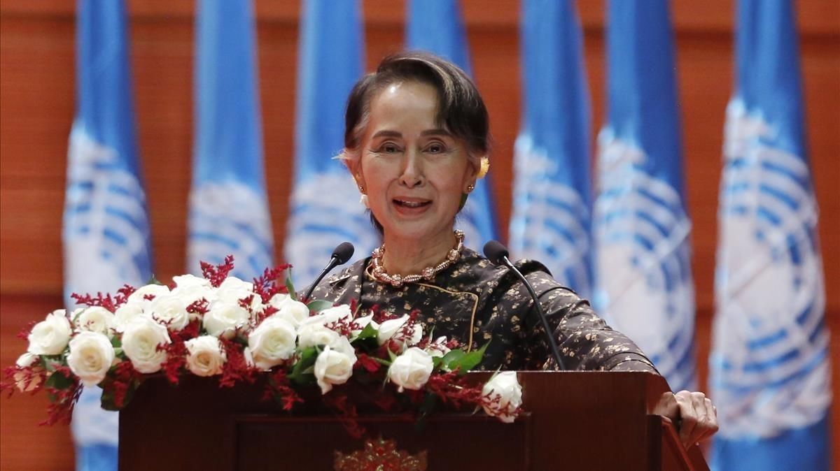 Aung San Suu Kyi, durante una ceremonia del Día Internacional de la Mujer, en Birmania. Aung San Suu Kyi, durante una ceremonia del Día Internacional de la Mujer, en Birmania.