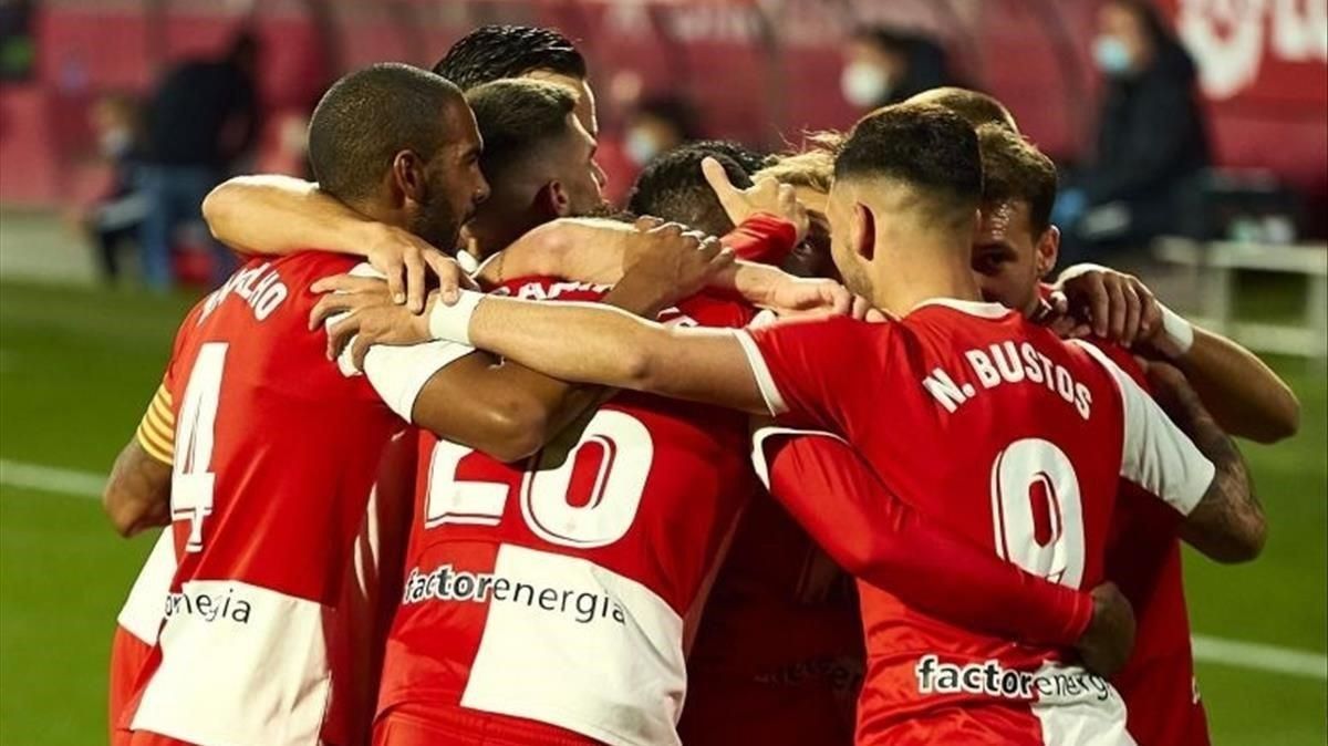 Los jugadores del Girona celebran un gol de Sylla. Los jugadores del Girona celebran un gol de Sylla.