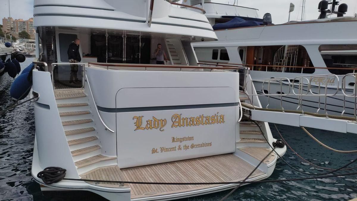 Detenido un marinero ucraniano por intentar hundir el yate de un millonario ruso en Mallorca Detenido un marinero ucraniano por intentar hundir el yate de un millonario ruso en Mallorca