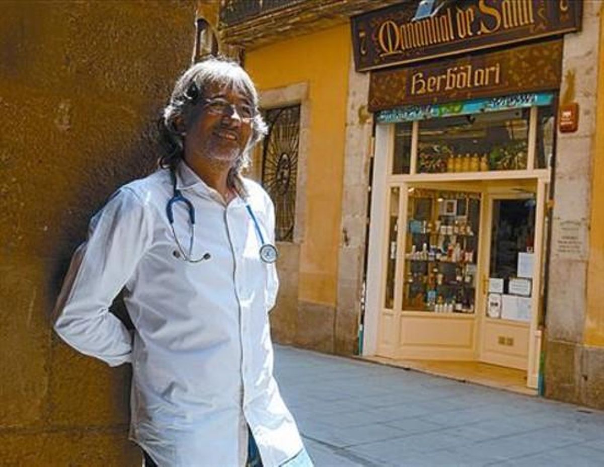 Oriol Camerino: «El médico tiene que explicar, no solo recetar» Oriol Camerino: «El médico tiene que explicar, no solo recetar»