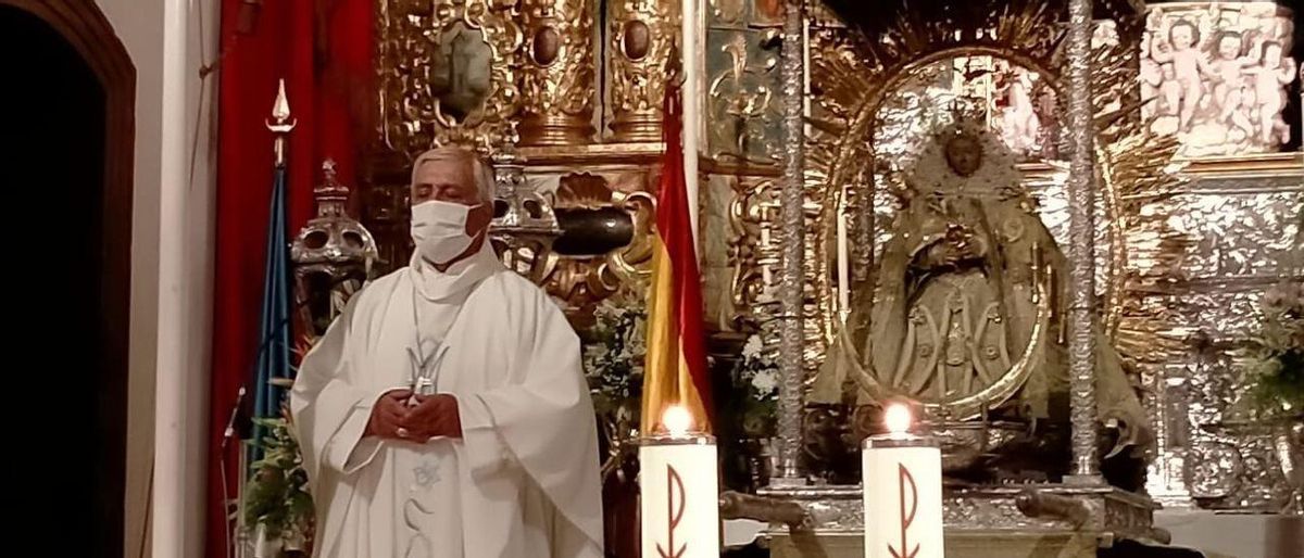 El obispo de Tenerife: "Pido perdón a las personas LGTBI" El obispo de Tenerife: "Pido perdón a las personas LGTBI"