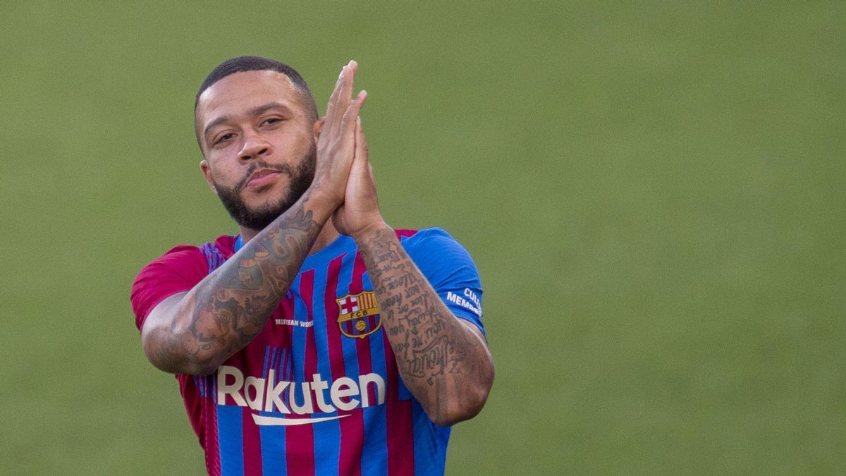 El jugador holandés Memphis Depay durante su presentación en el trofeo Joan Gamper El jugador holandés Memphis Depay durante su presentación en el trofeo Joan Gamper