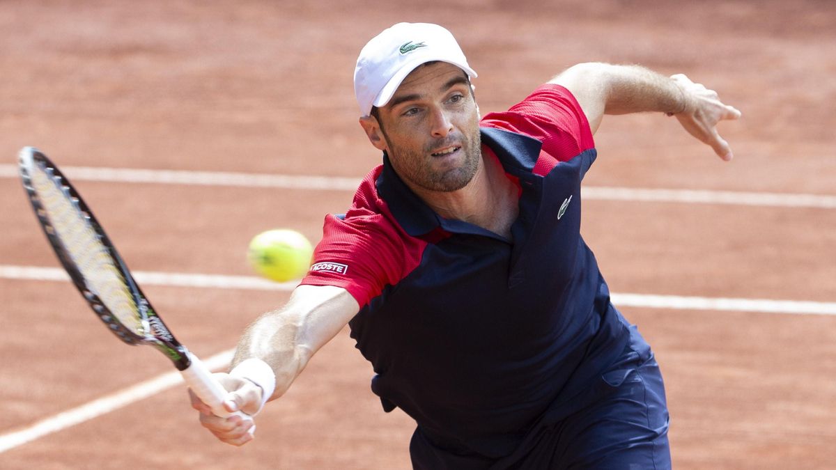 Andújar amarga el nou retorn de Federer Andújar amarga el nou retorn de Federer
