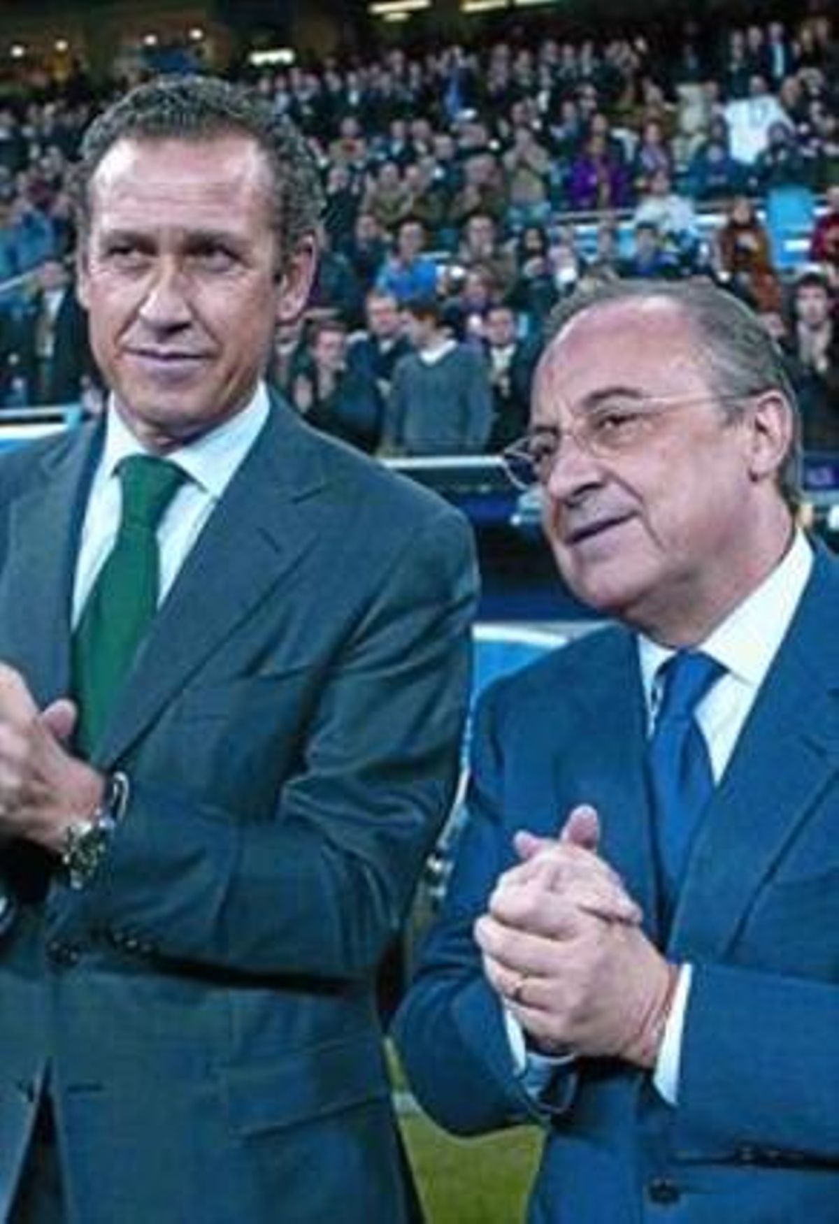 Valdano y Florentino, antes de un partido en el Bernabéu. Valdano y Florentino, antes de un partido en el Bernabéu.