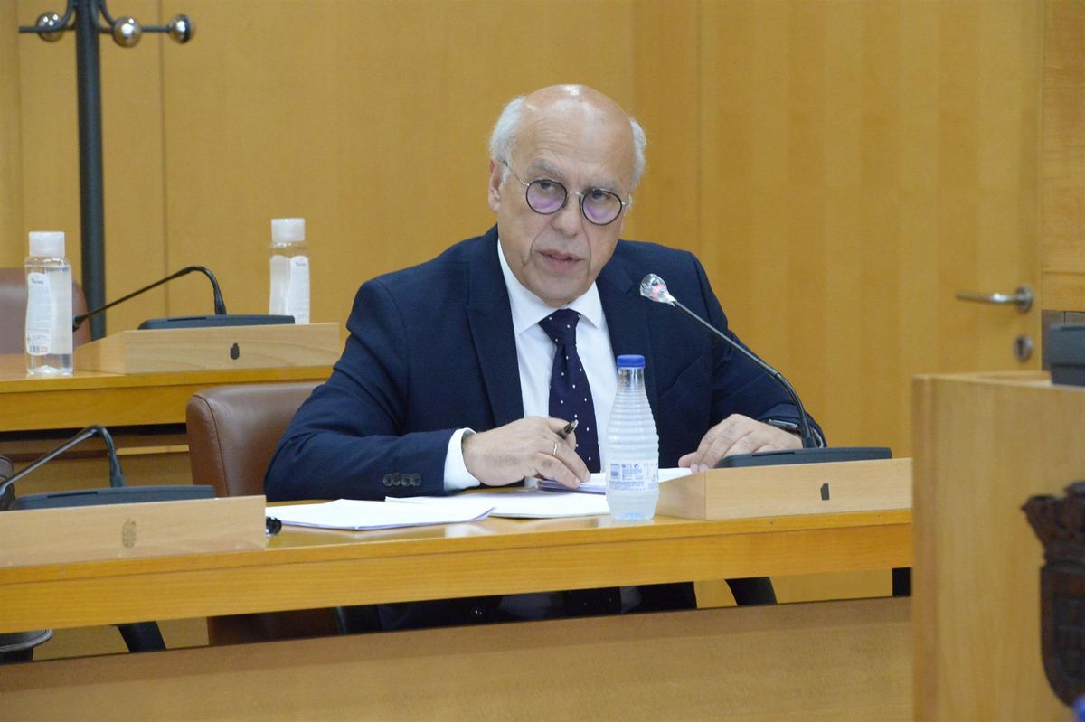 El consejero de Sanidad de Ceuta, Javier Guerrero, en una imagen de archivo. El consejero de Sanidad de Ceuta, Javier Guerrero, en una imagen de archivo.