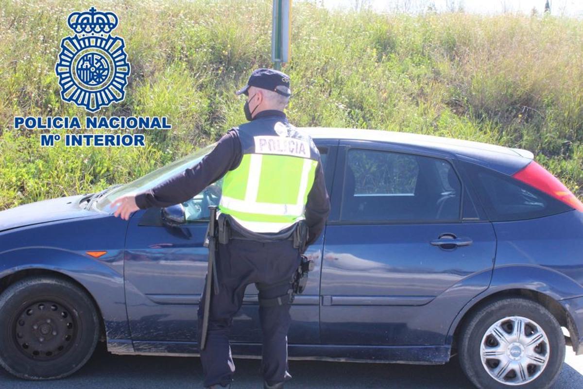 Detenidos 3 menores en Sevilla por violar y robar a otra menor en 2021 Detenidos 3 menores en Sevilla por violar y robar a otra menor en 2021