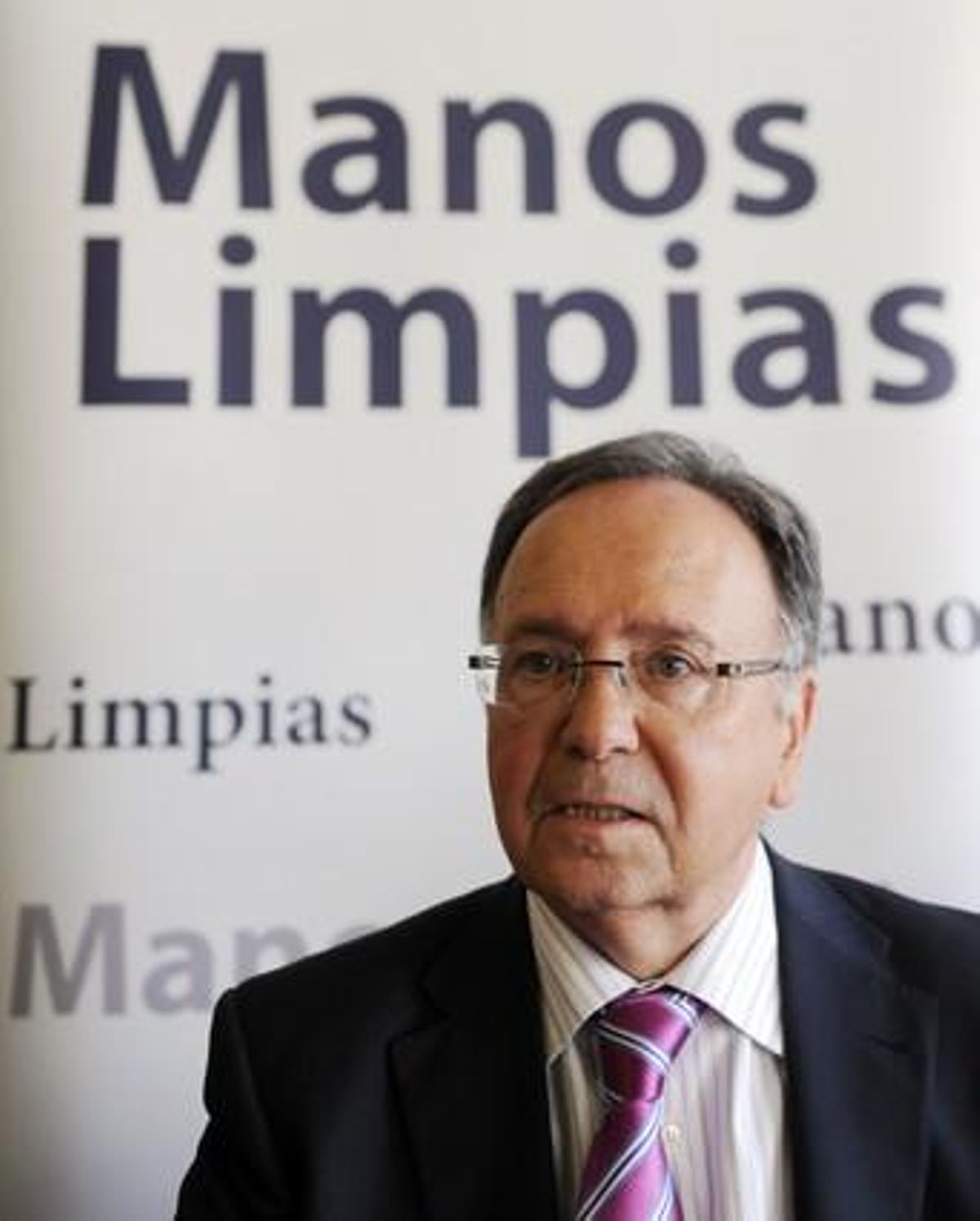 El secretario general del sindicato Manos Limpias, Miguel Bernad. El secretario general del sindicato Manos Limpias, Miguel Bernad.