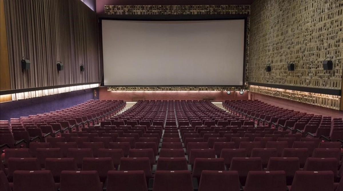 Sala principal de los cines Aribau.