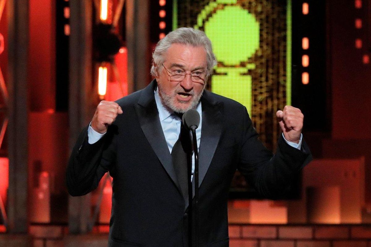 De Niro comparó además la labor de los reporteros con la que trata de cumplir su festival de cine, ya que ambos están en el negocio de contar historias verdaderas. De Niro comparó además la labor de los reporteros con la que trata de cumplir su festival de cine, ya que ambos están en el negocio de contar historias verdaderas.