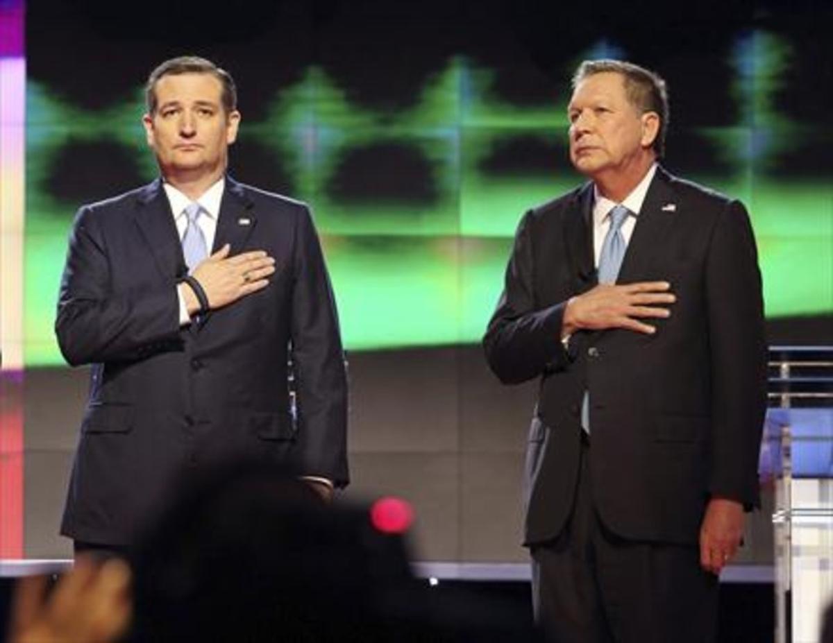 Ted Cruz (izquierda) y John Kasich, el pasado marzo, en un debate en Miami.