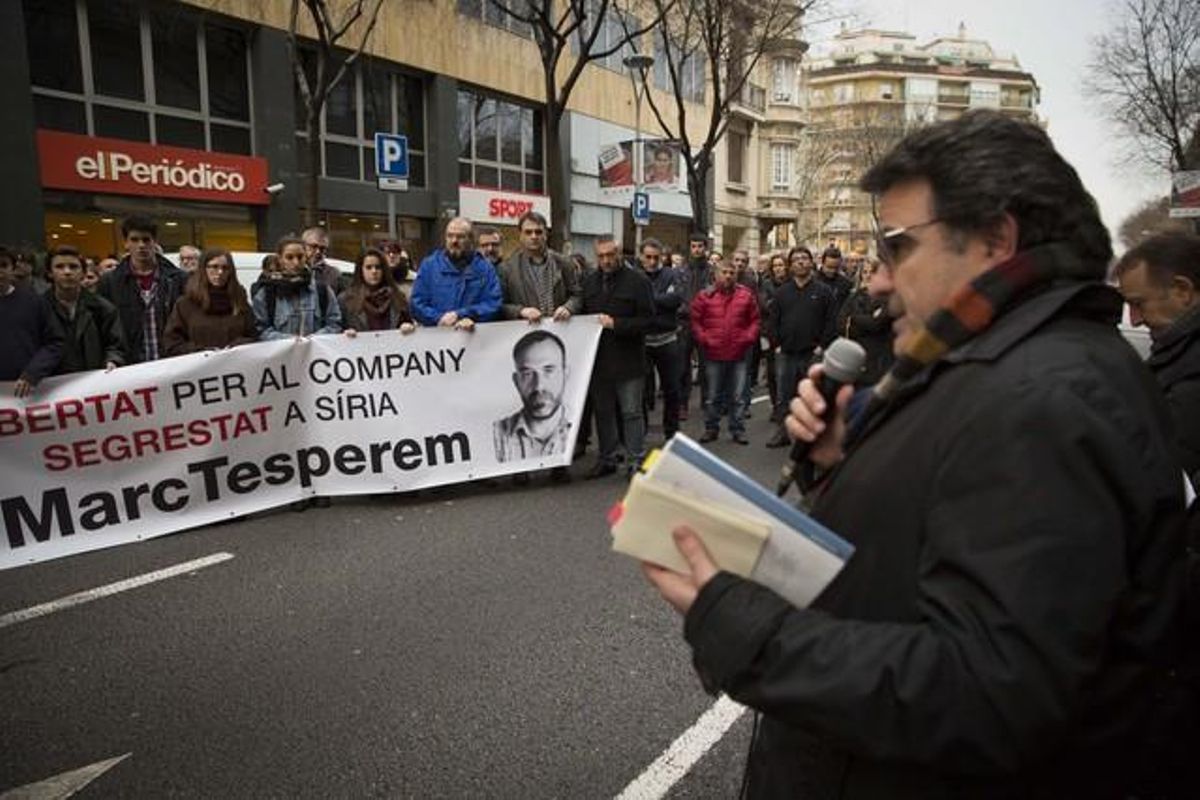 Concentración de apoyo a Marc Marginedas (22-1-2014). Concentración de apoyo a Marc Marginedas (22-1-2014).