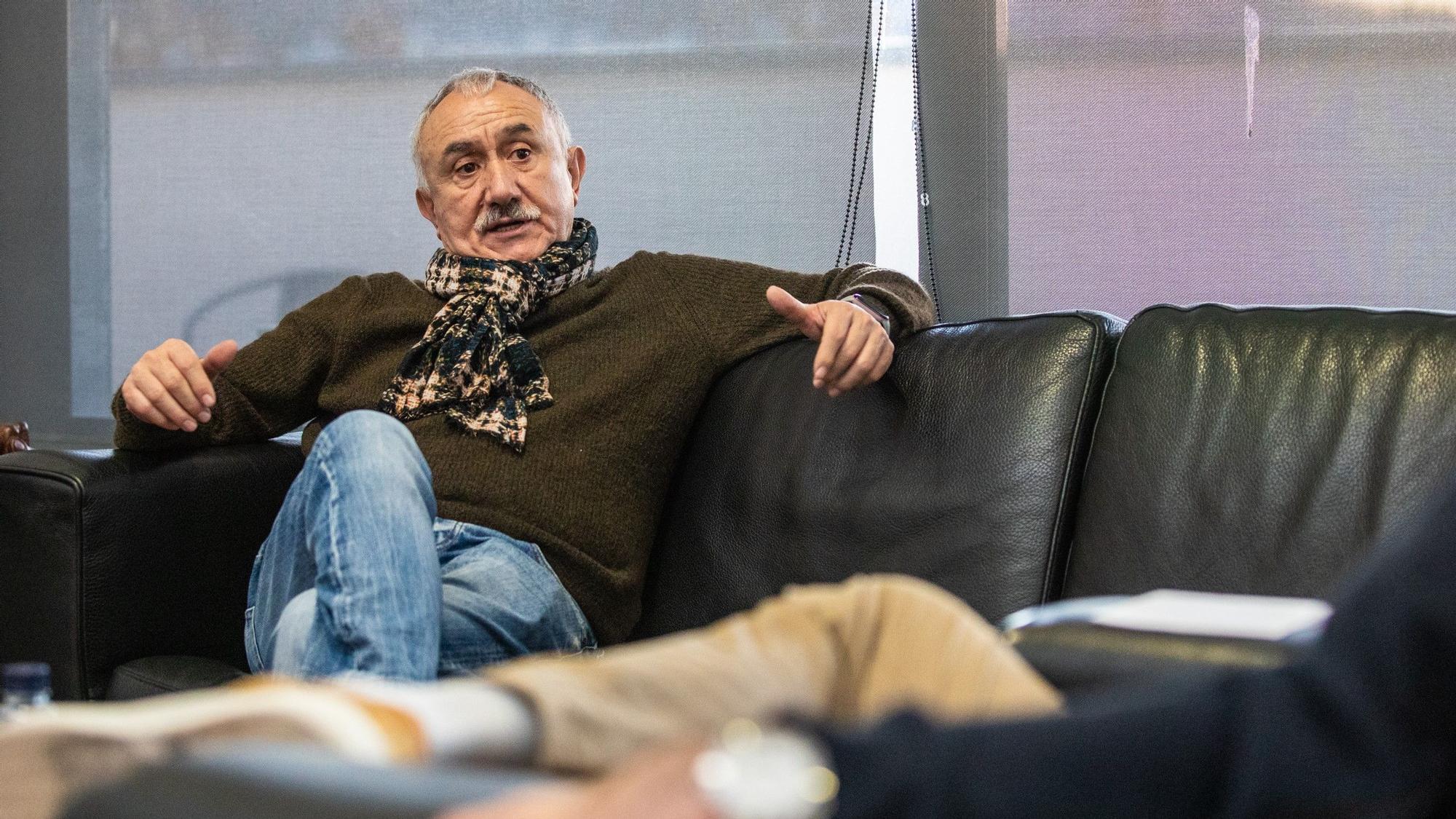 «Calviño no tiene los pies en el suelo con el salario mínimo» pensiones CEOE