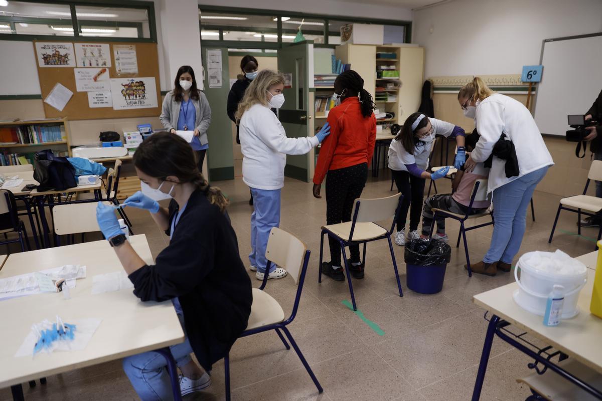 Los expertos sitúan el calendario vacunal español entre los más completos de Europa Los expertos sitúan el calendario vacunal español entre los más completos de Europa