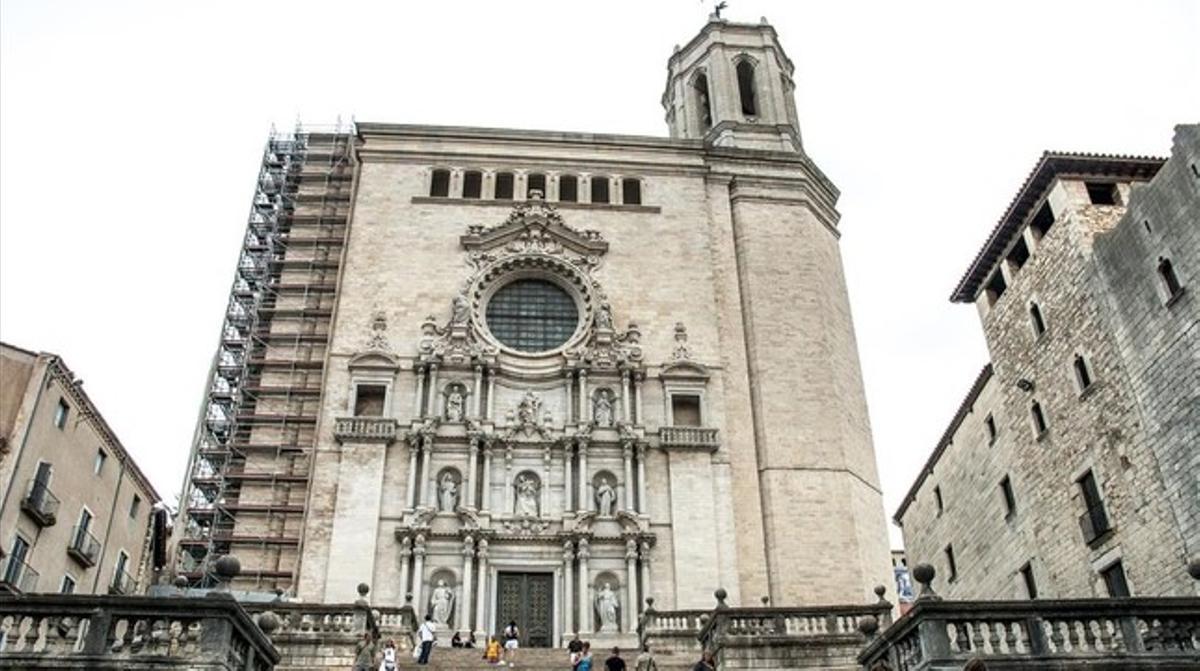 Girona permite que las campanas de la catedral toquen de noche