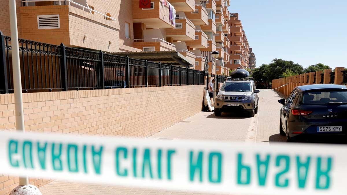Un hombre apuñala a sus dos hijos, mata a uno y se suicida en Cabanes (Castellón). Lo explica Lidón Morralla, teniente de alcalde de la localidad.