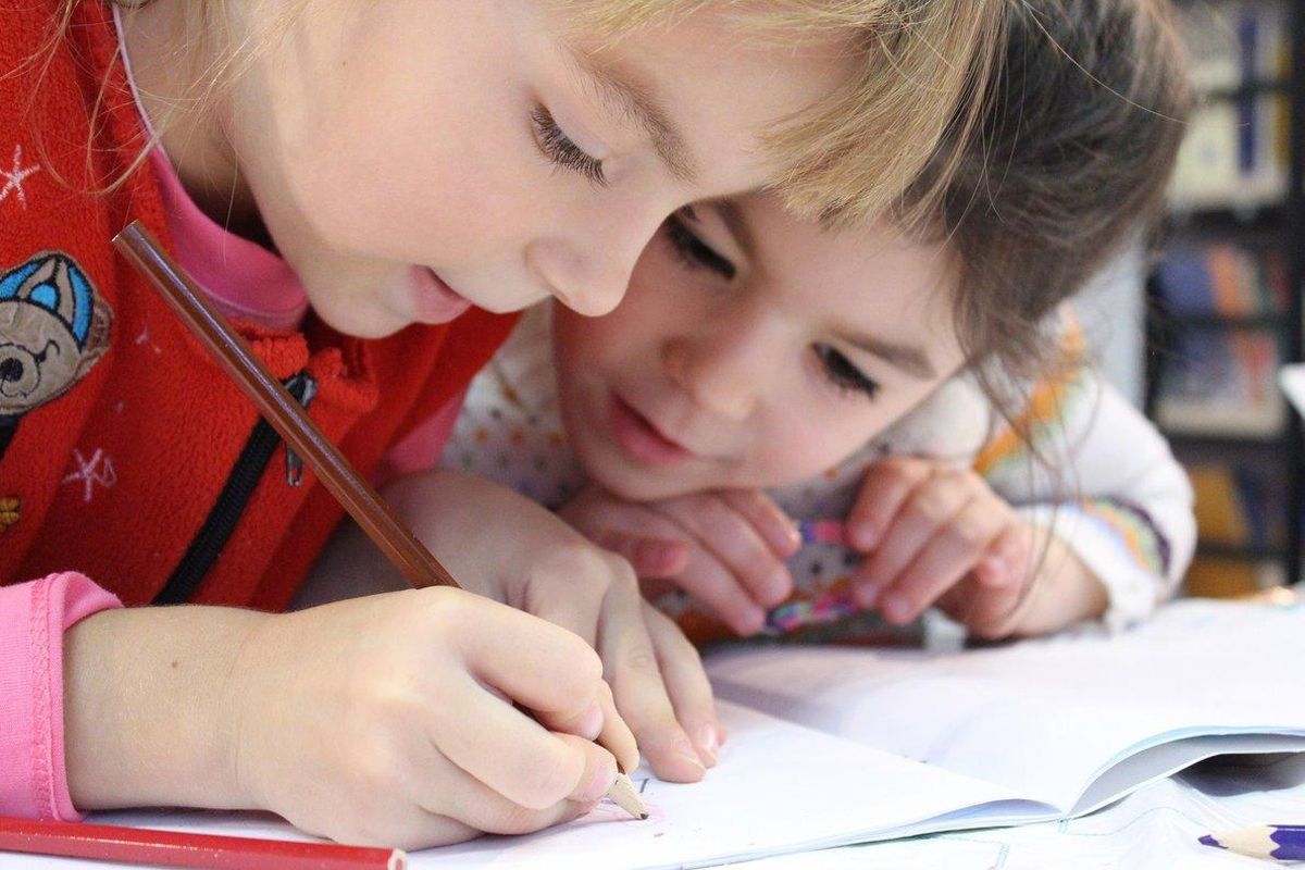 Cómo educar a nuestros hijos en emociones Cómo educar a nuestros hijos en emociones