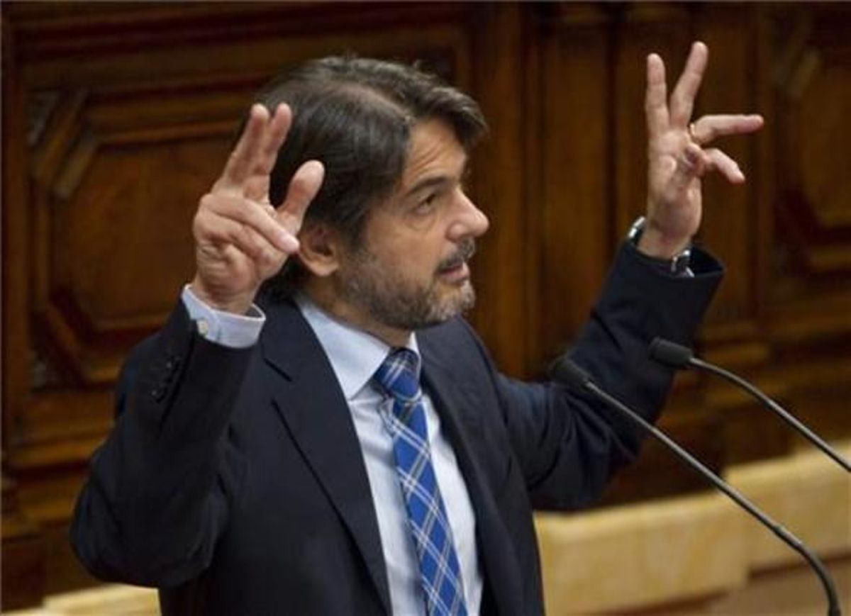 El secretario general de CDC, Oriol Pujol, en el pleno del pacto fiscal El secretario general de CDC, Oriol Pujol, en el pleno del pacto fiscal