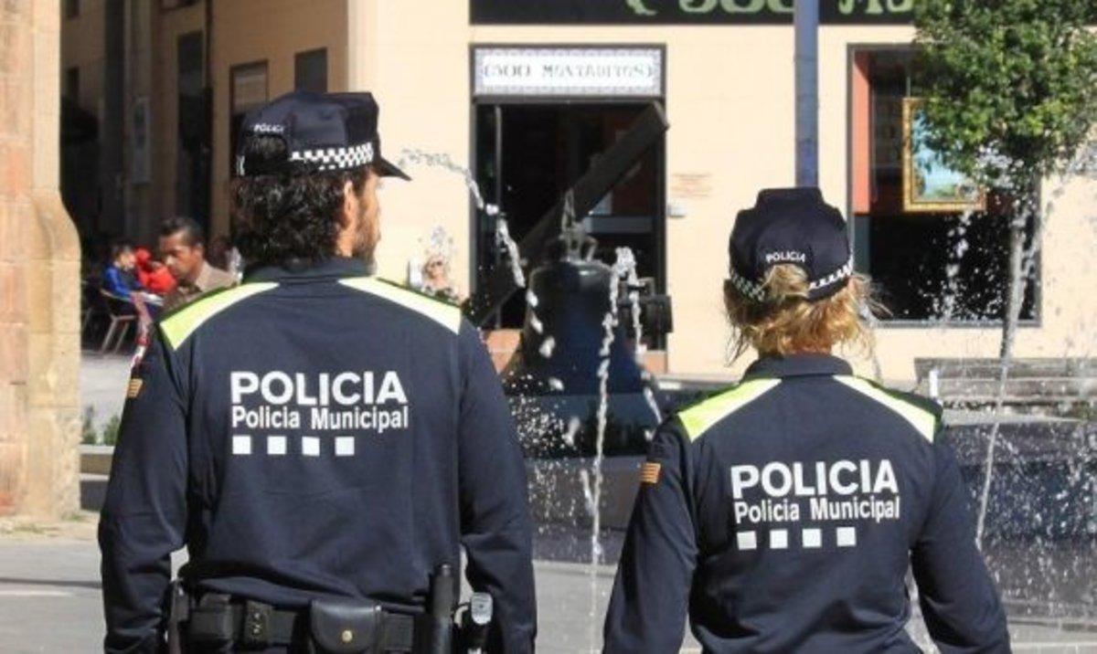 Un home de 69 anys cau des d'un balcó a Sabadell