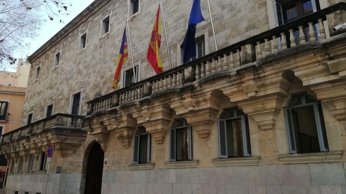 Piden 11 años de cárcel por dejar ciega y tetrapléjica a su bebé en Ibiza Piden 11 años de cárcel por dejar ciega y tetrapléjica a su bebé en Ibiza