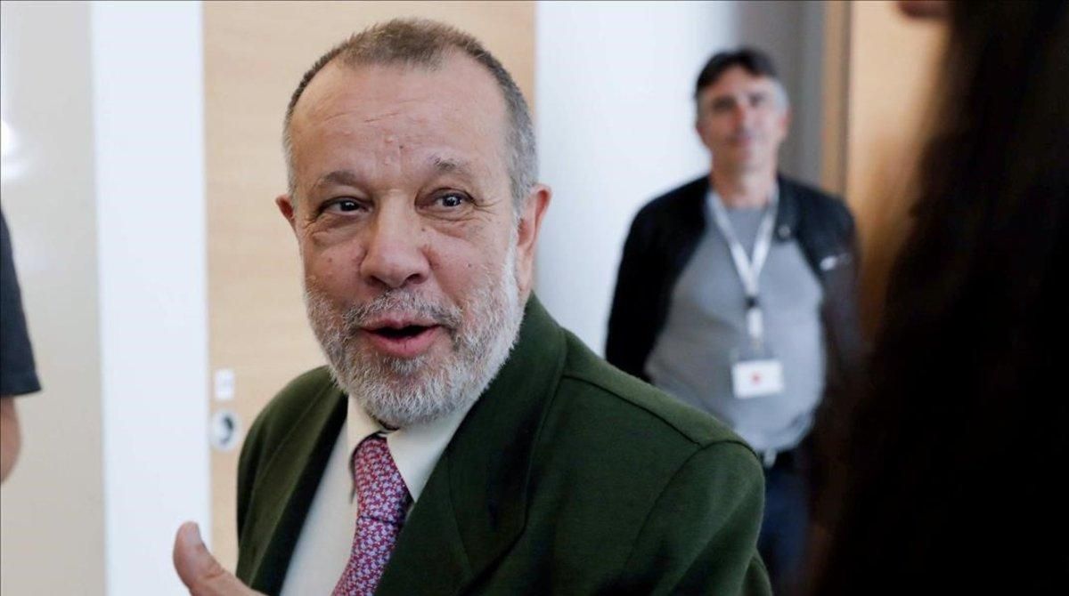 El defensor del pueblo, Francisco Fernández Marugán. El defensor del pueblo, Francisco Fernández Marugán.