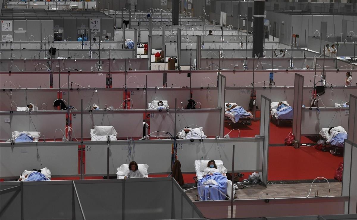 El interior del hospital provisional montado en el recinto ferial de Madrid, el pasado 3 de abril, cuando arreciaba la pandemia.