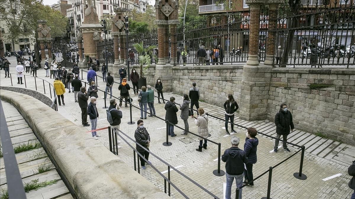 Cribados masivos de coronavirus, este martes en el Hospital de Sant Pau. Cribados masivos de coronavirus, este martes en el Hospital de Sant Pau.