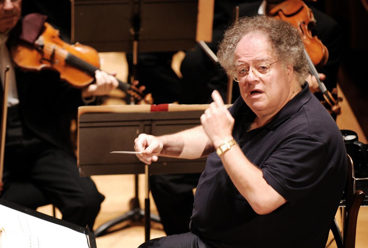 (FILES) This file photo taken on September 04, 2007 shows US conductor James Levine and the Boston Symphony Orchestra performing Hector Berlioz’s Damnation of Faust during a rehearsal at the Salle Pleyel in Paris.
