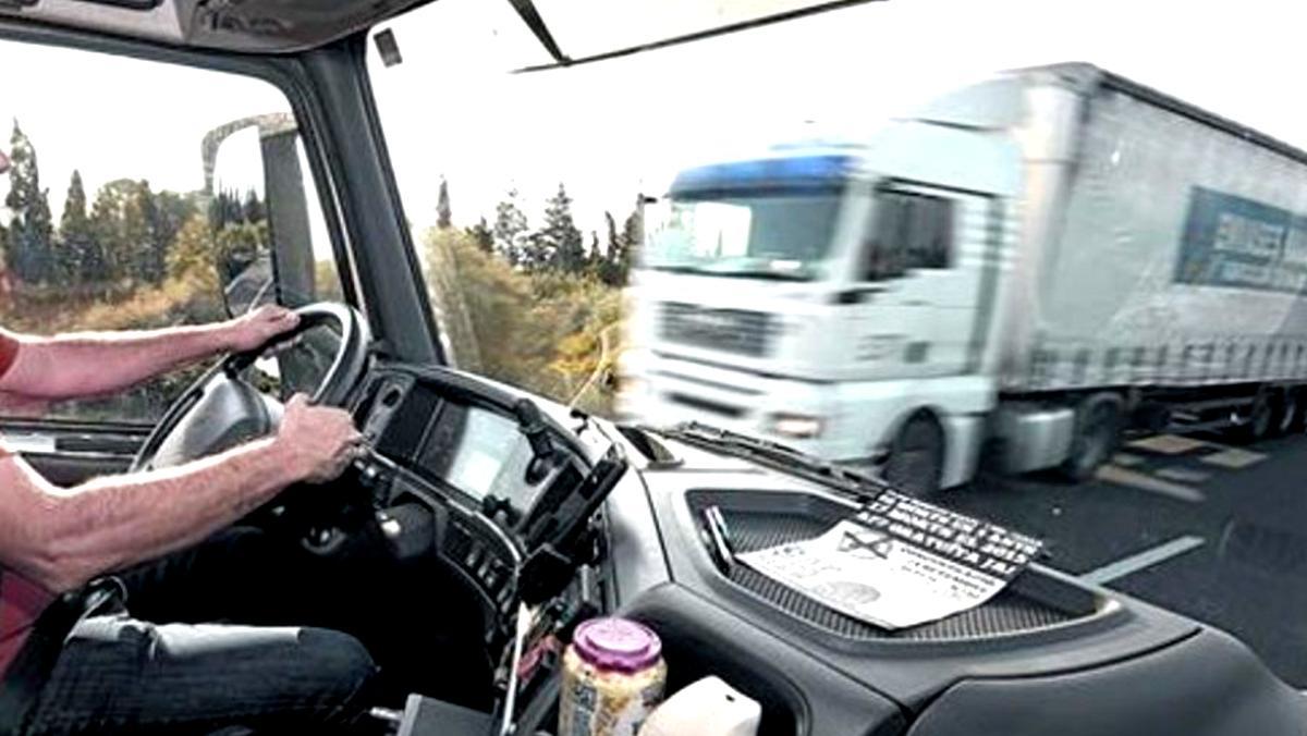 Nova norma per a camions a l’AP-7 els diumenges: a 80 km/h, pel carril de dret i sense avançar